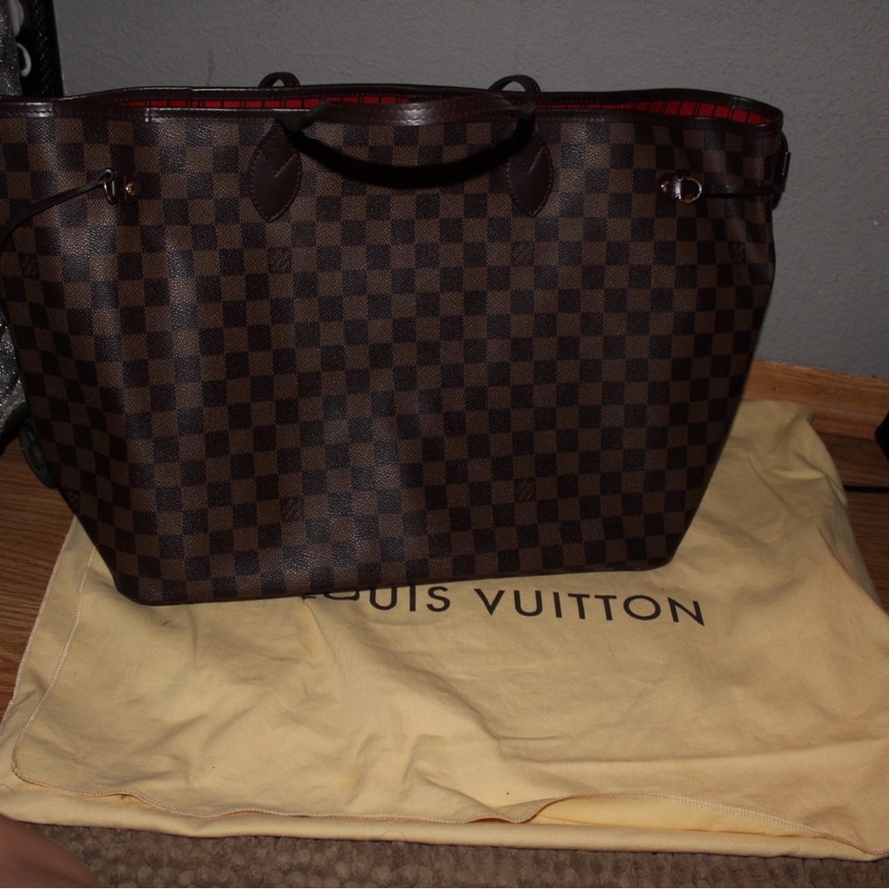 Neverfull GM Louis Vuitton Red and Brown Checkered Handbag